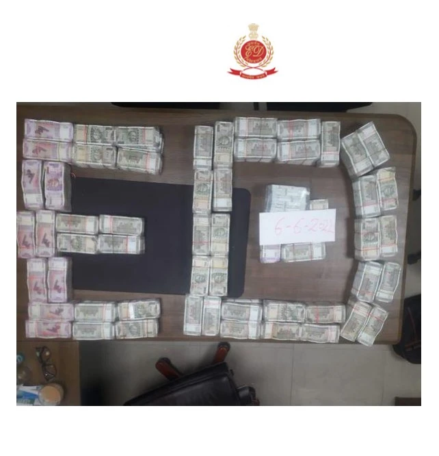 Cash seized at Satyendar Jain house